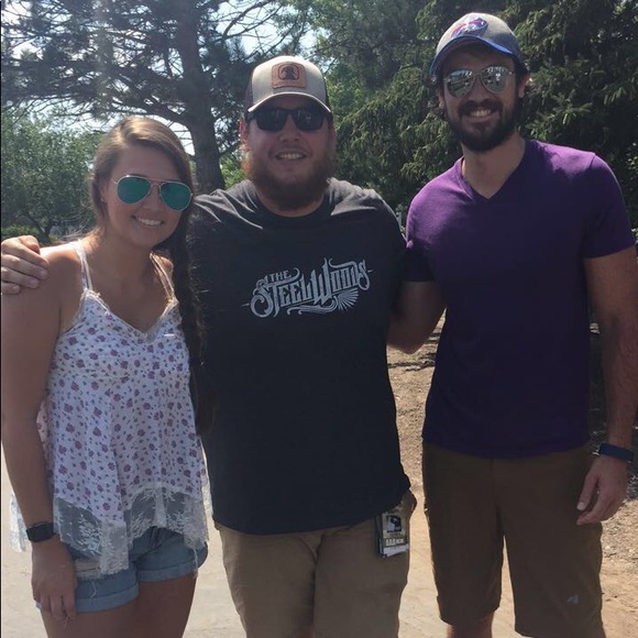 Meet your Posher, Jordan - Picture 3 of 4